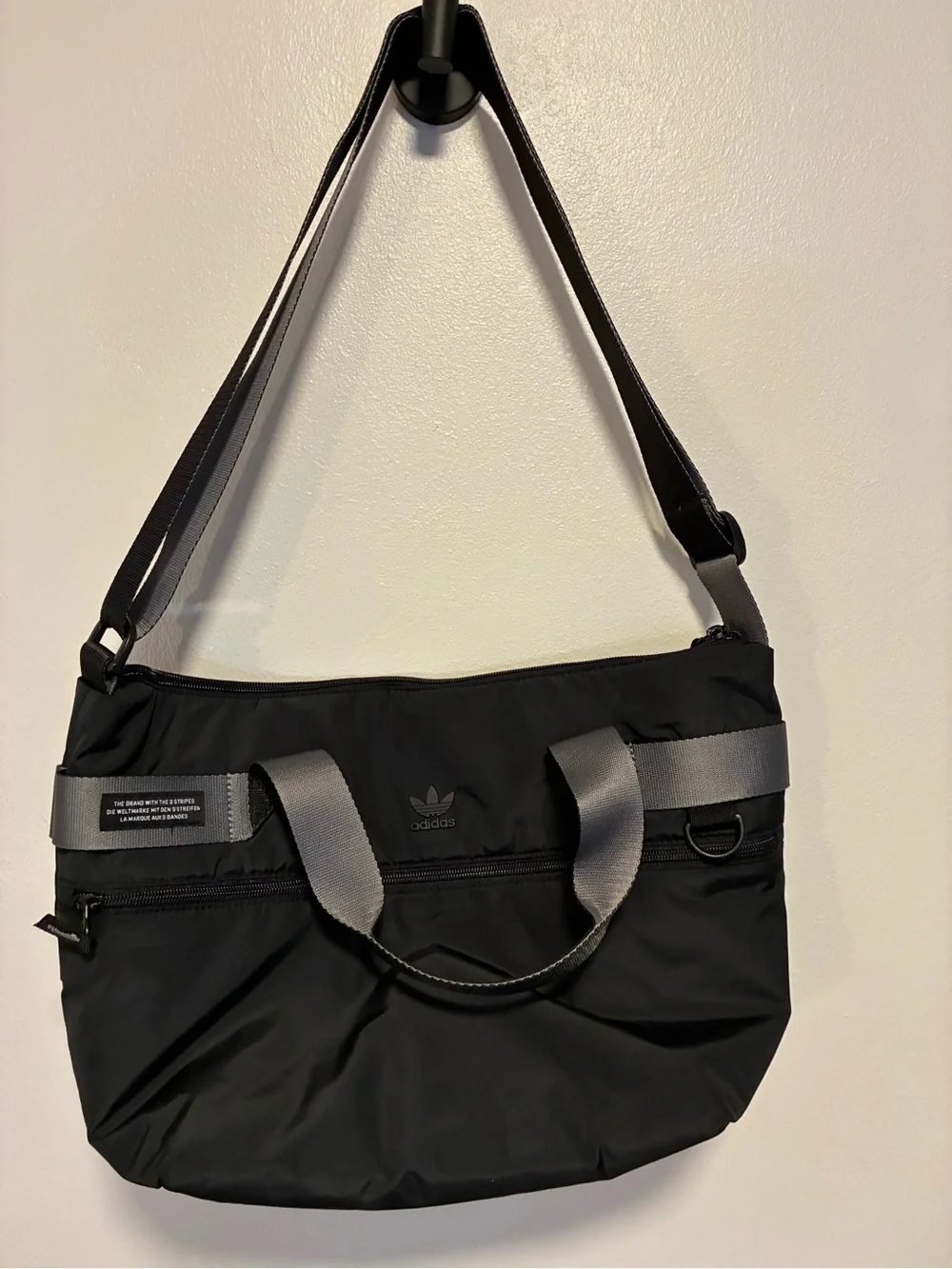 Adidas Originals Puffer Shopper Black Tote Bag. Minimalist. Clean Interior